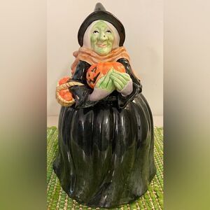 New Witch Cookie Jar 1988 Halloween
by FITZ & FLOYD